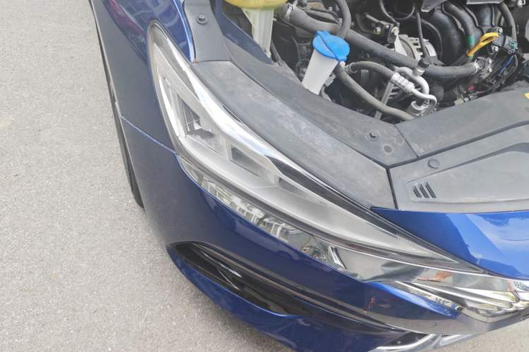 Used Hyundai Lafesta 2019 280TGDi Smart Edition China VI Standard Right Front Headlight