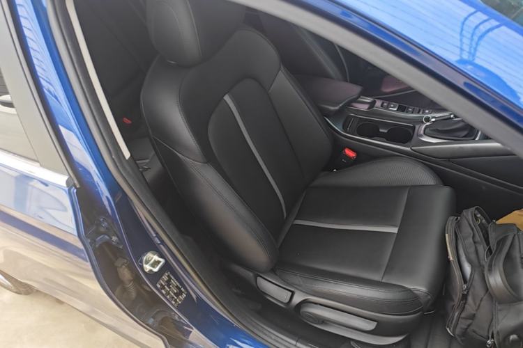 Used Hyundai Lafesta 2019 280TGDi Smart Speed Version China VI Standard Right Front Seat
