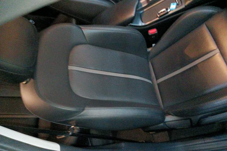 Used Hyundai Lafesta 2019 280TGDi Sport Edition China VI Right Front Seat