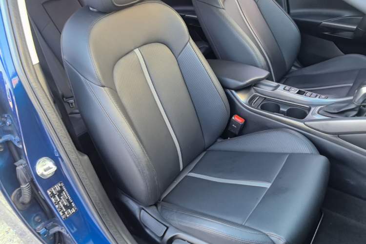Used Hyundai Lafesta 2019 280TGDi Smart Speed Version China VI Standard Right Front Seat