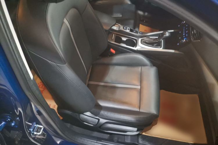 Used Hyundai Lafesta 2019 280TGDi Smart Speed Version China VI Standard Right Front Seat