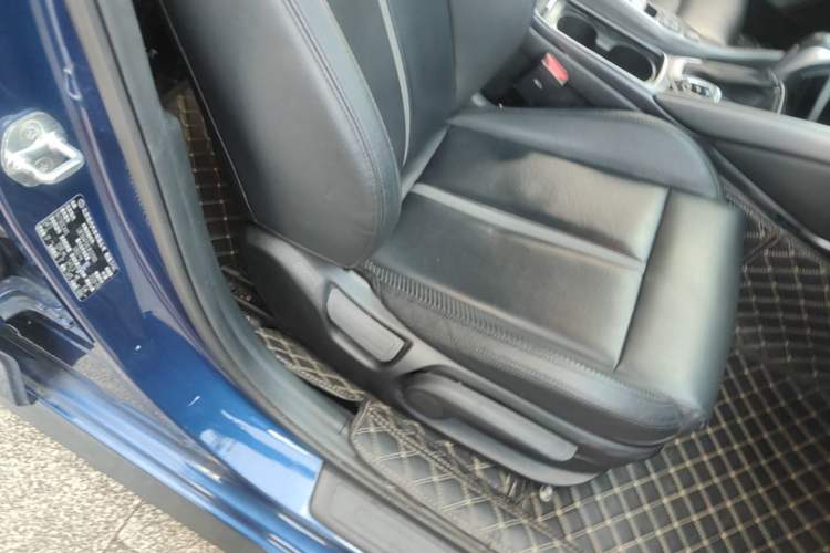 Used Hyundai Lafesta 2019 280TGDi Sport Edition China VI Right Front Seat