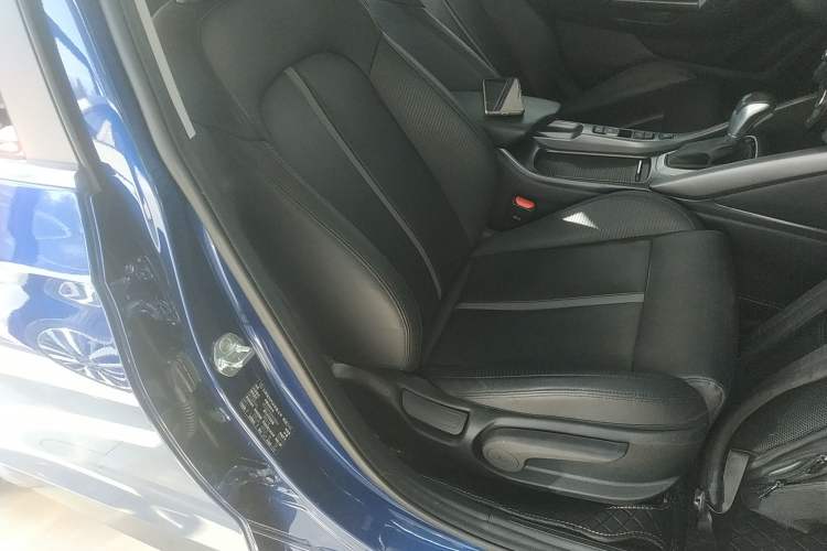 Used Hyundai Lafesta 2019 280TGDi Smart Speed Version China VI Standard Right Front Seat