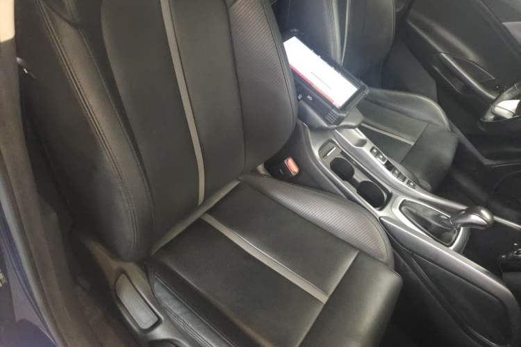 Used Hyundai Lafesta 2019 280TGDi Smart Speed Version China VI Standard Right Front Seat