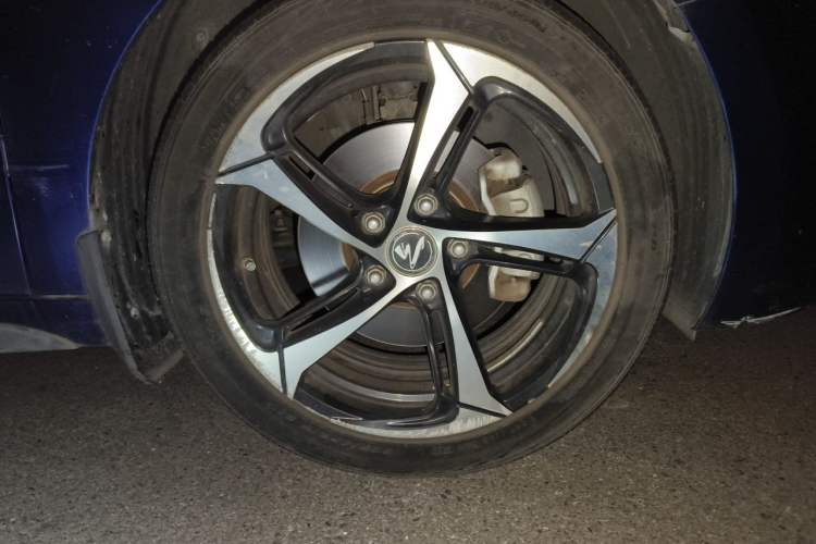 Used Hyundai Lafesta 2019 280TGDi Smart Speed Version China VI Standard Right Front Wheel Hub