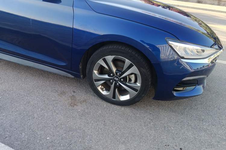 Used Hyundai Lafesta 2019 280TGDi Smart Speed Version China VI Standard Right Front Wheel Hub