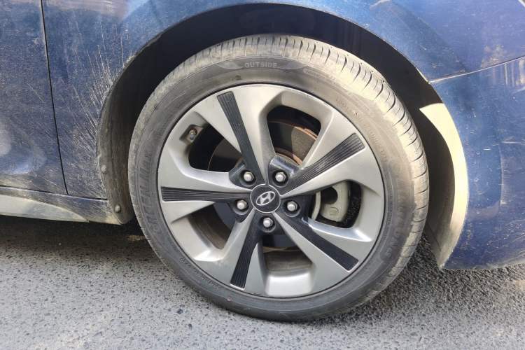 Used Hyundai Lafesta 2019 280TGDi Sport Edition China VI Right Front Wheel Hub