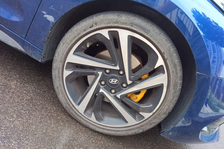 Used Hyundai Lafesta 2019 280TGDi Smart Speed Version China VI Standard Right Front Wheel Hub