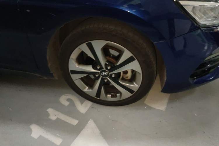Used Hyundai Lafesta 2019 280TGDi Sport Edition China V Standard Right Front Wheel Hub