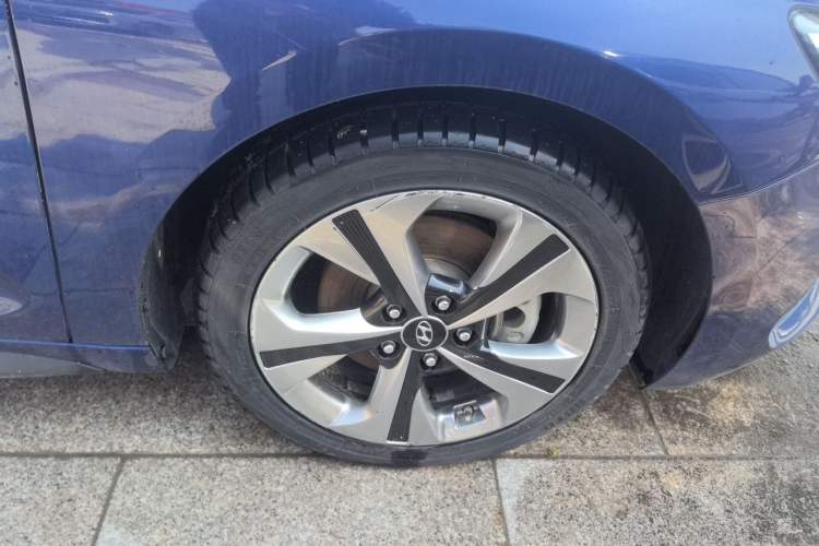 Used Hyundai Lafesta 2019 280TGDi Smart Speed Version China V Standard Right Front Wheel Hub