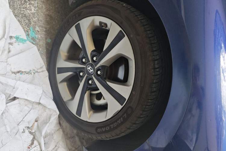 Used Hyundai Lafesta 2019 280TGDi Smart Speed Version China VI Standard Right Front Wheel Hub
