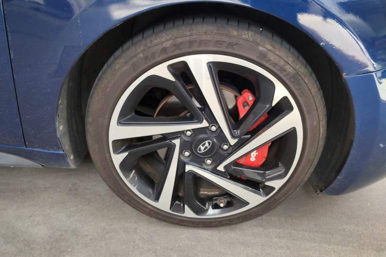 Used Hyundai Lafesta 2019 280TGDi Smart Speed Version China VI Standard Right Front Wheel Hub