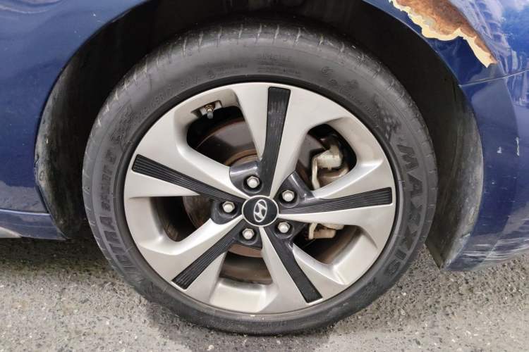 Used Hyundai Lafesta 2019 280TGDi Smart Speed Version China V Standard Right Front Wheel Hub