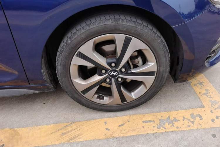 Used Hyundai Lafesta 2019 280TGDi Sport Edition China V Standard Right Front Wheel Hub
