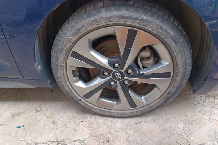 Used Hyundai Lafesta 2019 280TGDi Smart Speed Version China V Standard Right Front Wheel Hub