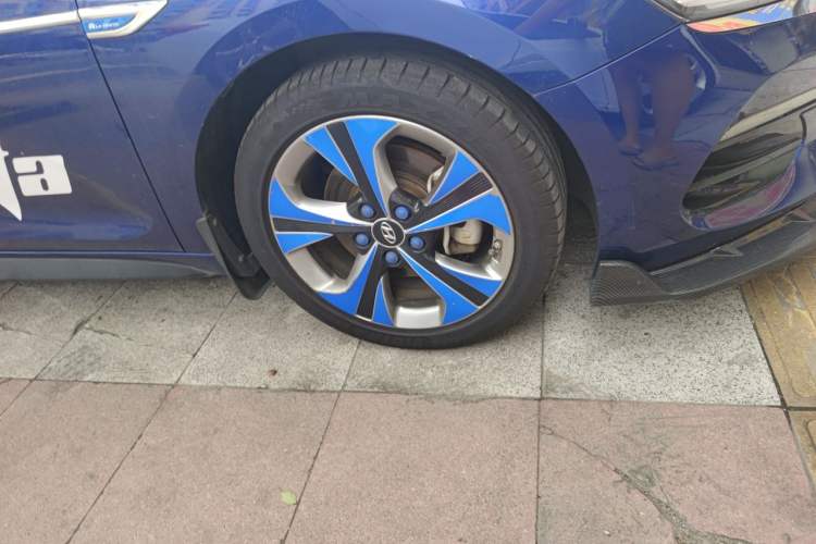 Used Hyundai Lafesta 2019 280TGDi Smart Speed Version China V Standard Right Front Wheel Hub