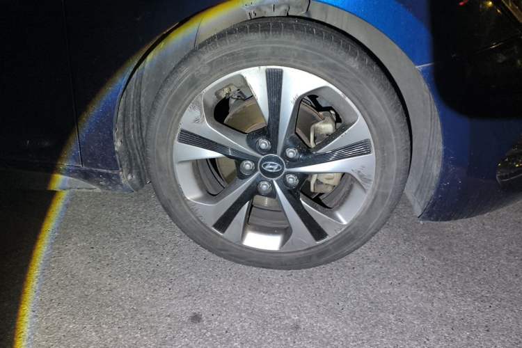 Used Hyundai Lafesta 2019 280TGDi Smart Speed Version China V Standard Right Front Wheel Hub