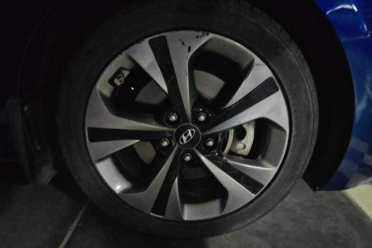 Used Hyundai Lafesta 2019 280TGDi Sport Edition China VI Right Front Wheel Hub