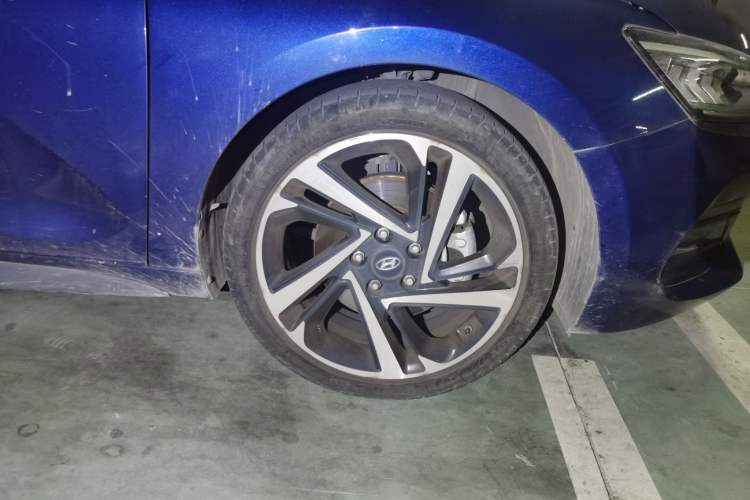 Used Hyundai Lafesta 2019 280TGDi Smart Edition China VI Standard Right Front Wheel Hub