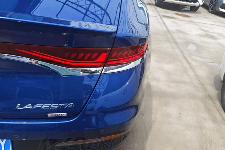 Used Hyundai Lafesta 2019 280TGDi Smart Speed Version China VI Standard Right Rear Taillight