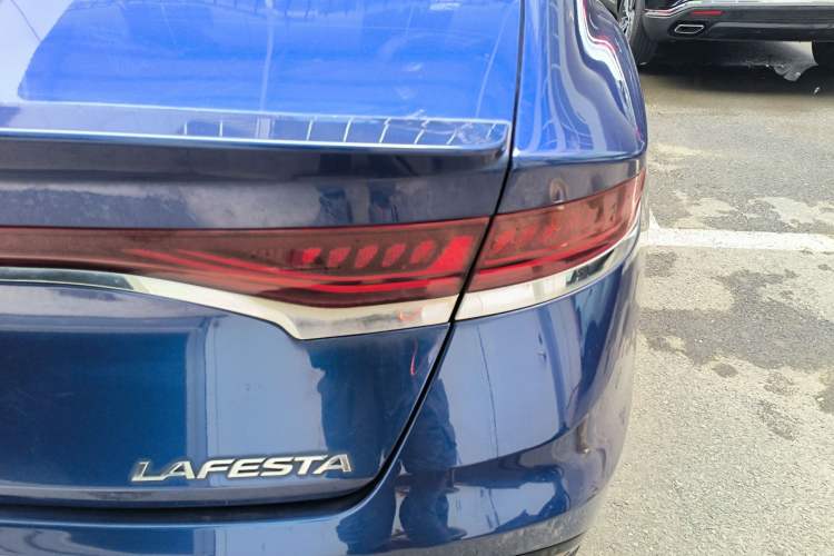 Used Hyundai Lafesta 2019 280TGDi Smart Speed Version China VI Standard Right Rear Taillight