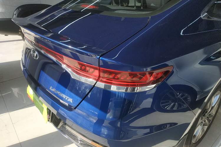 Used Hyundai Lafesta 2019 280TGDi Smart Speed Version China VI Standard Right Rear Taillight