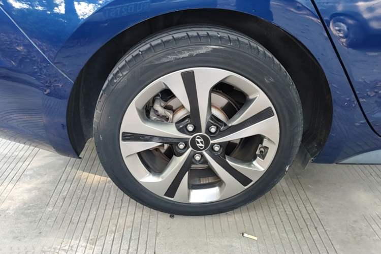 Used Hyundai Lafesta 2019 280TGDi Sport Edition China VI Right Rear Wheel Hub