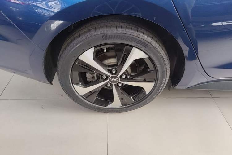 Used Hyundai Lafesta 2019 280TGDi Sport Edition China VI Right Rear Wheel Hub