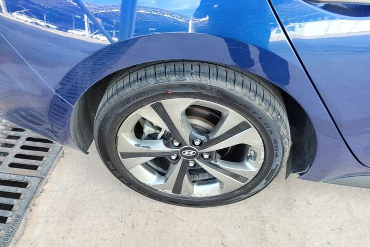 Used Hyundai Lafesta 2019 280TGDi Smart Speed Version China VI Standard Right Rear Wheel Hub