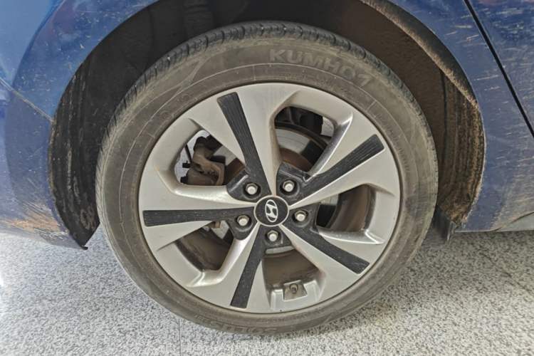 Used Hyundai Lafesta 2019 280TGDi Sport Edition China VI Right Rear Wheel Hub