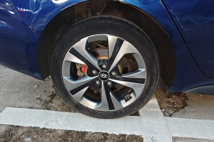 Used Hyundai Lafesta 2019 280TGDi Sport Edition China V Standard Right Rear Wheel Hub