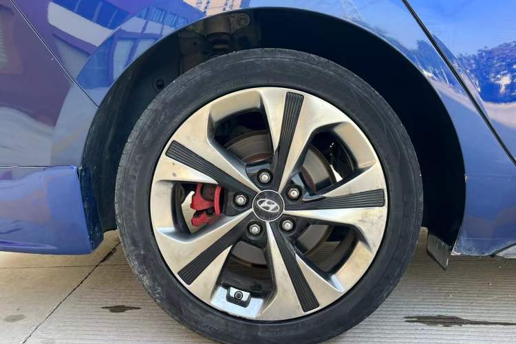Used Hyundai Lafesta 2019 280TGDi Sport Edition China V Standard Right Rear Wheel Hub