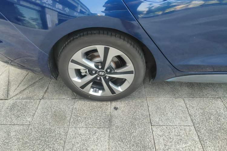 Used Hyundai Lafesta 2019 280TGDi Sport Edition China VI Right Rear Wheel Hub
