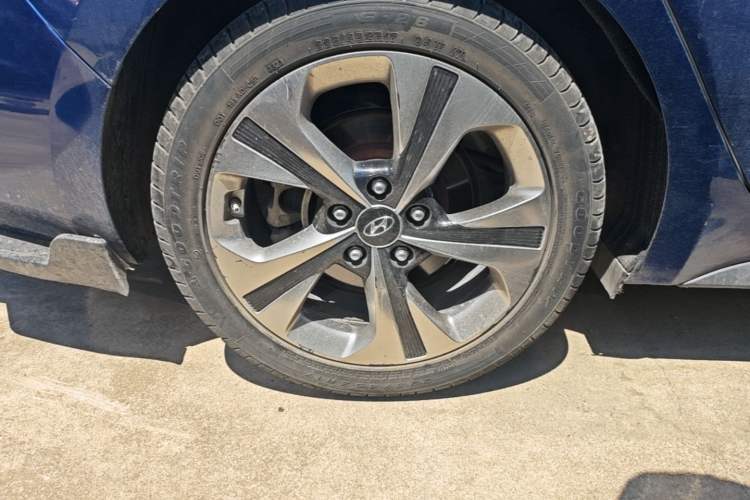 Used Hyundai Lafesta 2019 280TGDi Sport Edition China VI Right Rear Wheel Hub