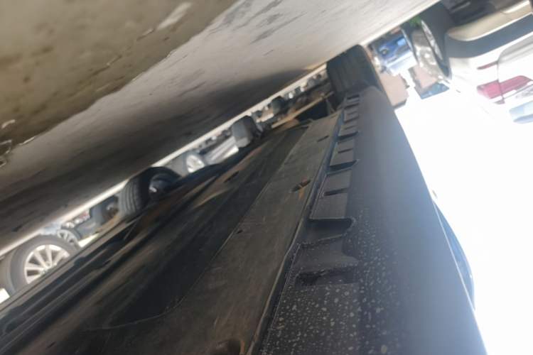 Used Hyundai Lafesta 2019 280TGDi Smart Speed Version China VI Standard Right Side Sill