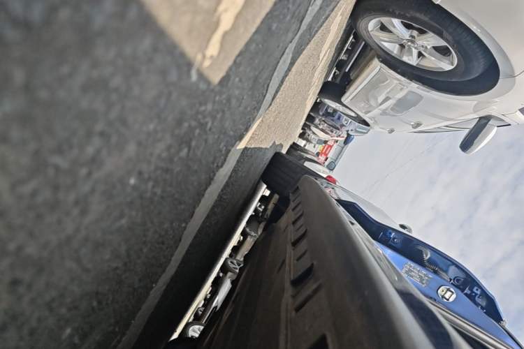 Used Hyundai Lafesta 2019 280TGDi Smart Edition China VI Standard Right Side Sill