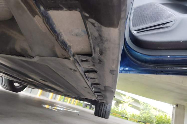 Used Hyundai Lafesta 2019 280TGDi Sport Edition China VI Right Side Sill