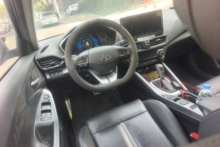 Used Hyundai Lafesta 2019 280TGDi Smart Speed Version China VI Standard Steering Wheel