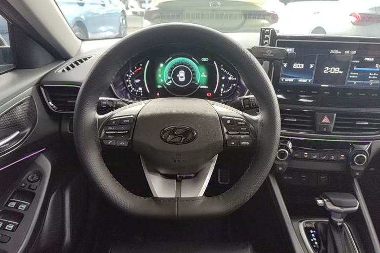 Used Hyundai Lafesta 2019 280TGDi Sport Edition China VI Steering Wheel