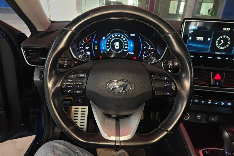 Used Hyundai Lafesta 2019 280TGDi Sport Edition China VI Steering Wheel