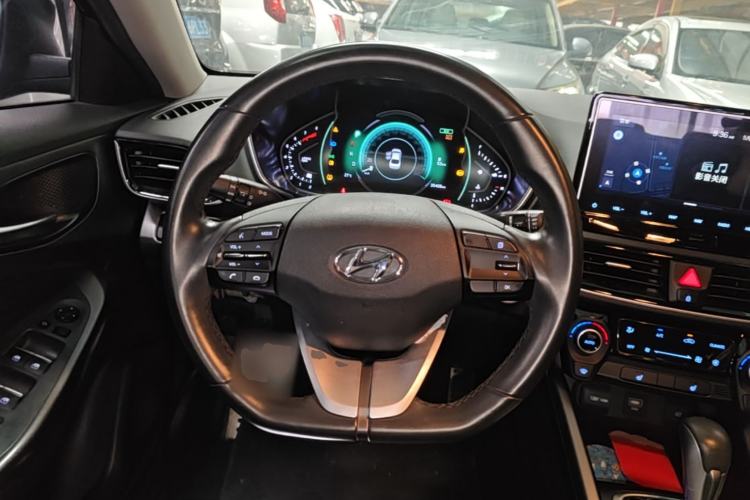 Used Hyundai Lafesta 2019 280TGDi Smart Speed Version China V Standard Steering Wheel
