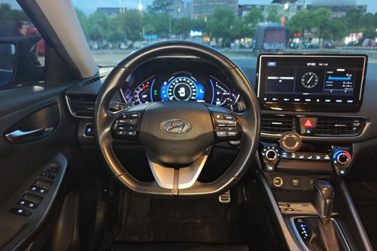 Used Hyundai Lafesta 2019 280TGDi Sport Edition China V Standard Steering Wheel