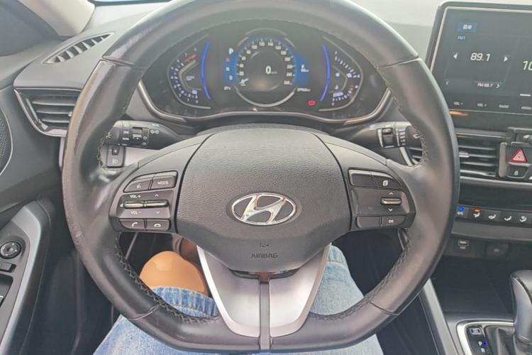 Used Hyundai Lafesta 2019 280TGDi Sport Edition China VI Steering Wheel
