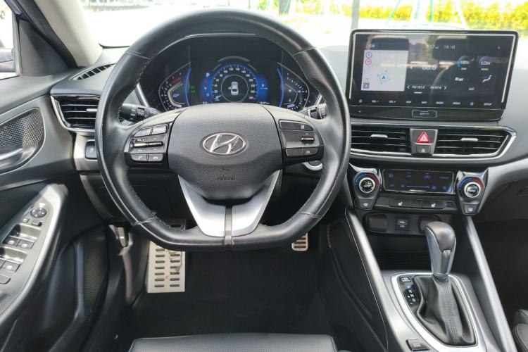 Used Hyundai Lafesta 2019 280TGDi Smart Speed Version China VI Standard Steering Wheel
