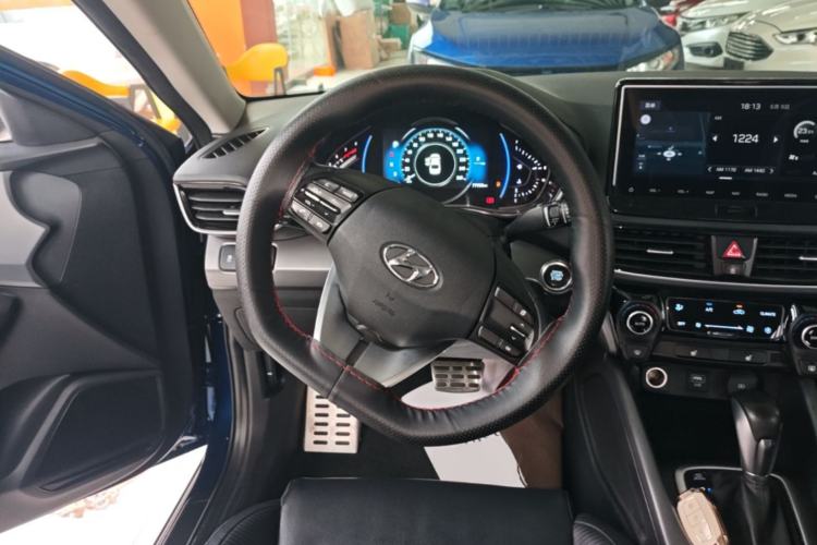Used Hyundai Lafesta 2019 280TGDi Smart Speed Version China VI Standard Steering Wheel