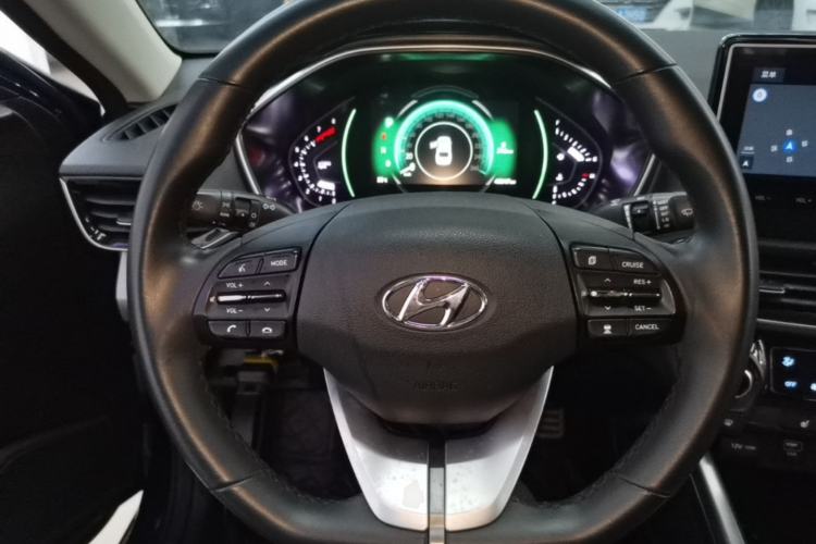 Used Hyundai Lafesta 2019 280TGDi Smart Speed Version China VI Standard Steering Wheel