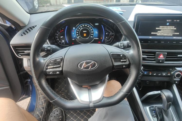 Used Hyundai Lafesta 2019 280TGDi Sport Edition China VI Steering Wheel