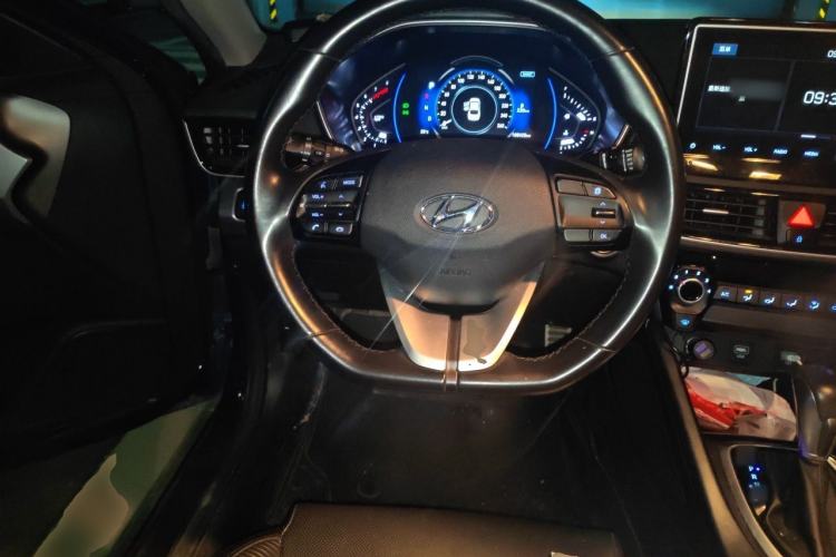 Used Hyundai Lafesta 2019 280TGDi Sport Edition China VI Steering Wheel