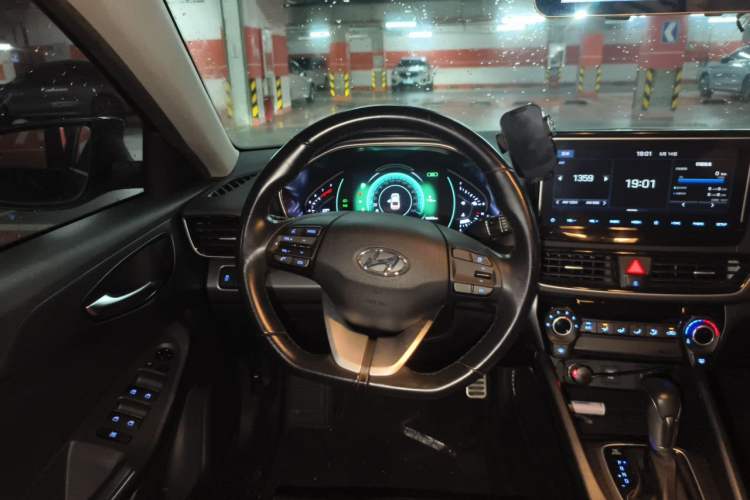 Used Hyundai Lafesta 2019 280TGDi Sport Edition China VI Steering Wheel