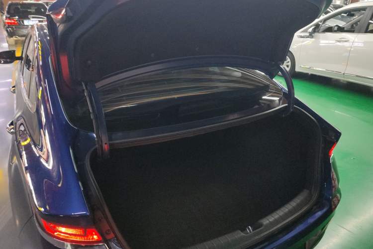 Used Hyundai Lafesta 2019 280TGDi Sport Edition China V Standard Trunk